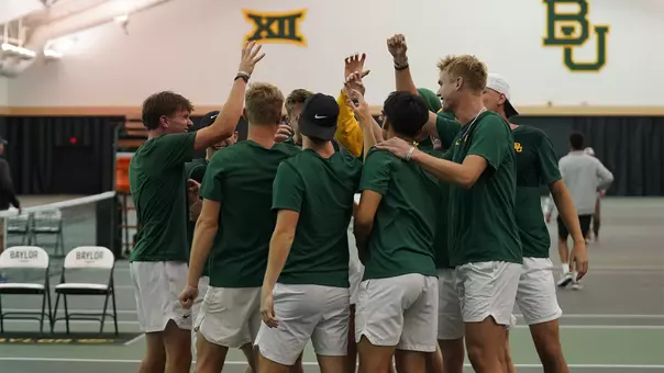 Team Sic Em in Tuesday Doubleheader