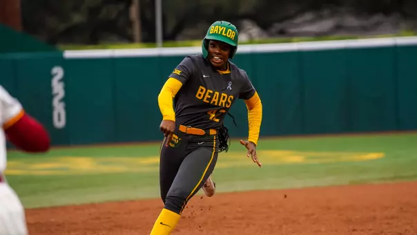 Karynton Dawson Rounding Third Base vs Iowa State