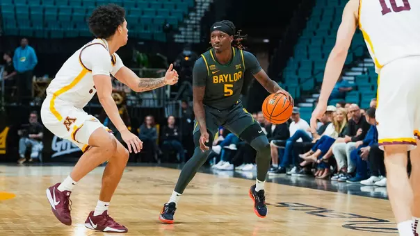 Obi Agbim vs Minnesota at College Basketball Crown