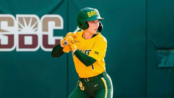 LEAH CRAN BATS in a game at Texas State