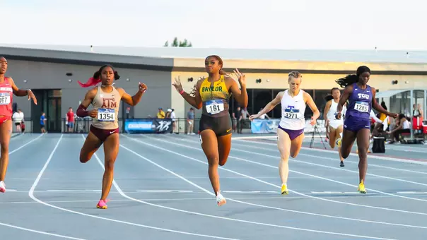 Tiriah Kelley 200