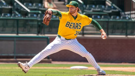 Ethan Calder pitching 2026