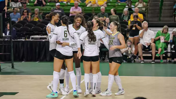 Baylor Celebrates a Point in Match against UIW