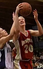 Boston College's Jamie Cournoyer shoots past the defense of Villanova's Trish Juhline in the first half Saturday.