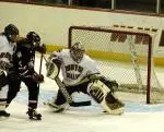 Freshman goaltender Lisa Davis made 32 saves for Boston College in a 4-3 overtime loss to #6 Niagara on Dec. 1.