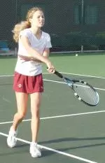 Sophomore Amy Molden won her second straight match at the William & Mary Invitational on Saturday