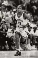 Malcolm Huckaby will be one of eight new inductees into the Varsity Club Hall of Fame.