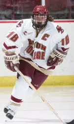 Kerri Sanders was named Hockey East Player of the Week on Monday.