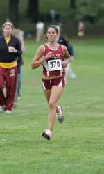 Nikki Tufts ran to victory in the 5000 meter