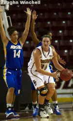 Stefanie Murphy had nine points and seven rebounds in the win over Hofstra on Thursday.