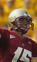 Dave Shinskie passes in the first quarter. (AP Photo/Michael Dwyer)