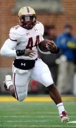 RB Andre Williams carried 32 times for 263 yards and two TDs at Maryland, becoming the 16th running back in FBS history to break 2,000 yards in a season.