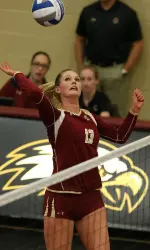 Middle Blocker Anna Skold