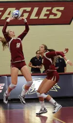 Senior setter Barnum dished out 39 assists in the five set loss to Minnesota