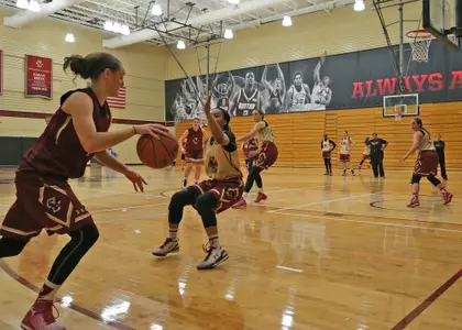 Women's Basketball Practice