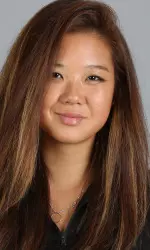 Jennifer Ren paired up with Wacnik in the No. 1 doubles spot, winning 8-6