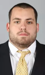 Senior DL Connor Wujciak