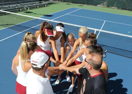 2015-16 Womens Tennis Team