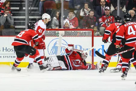 NHL: Detroit Red Wings at New Jersey Devils
