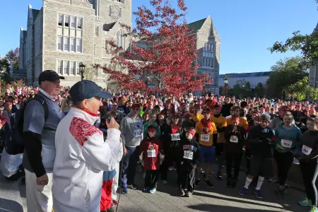 Jefferson and Allison Crowther address the runners