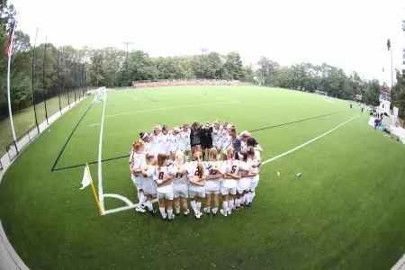 Womens Soccer Team pic