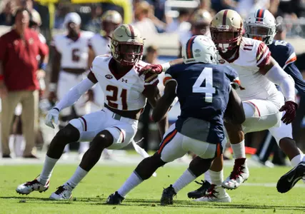 Lukas Denis (21) and Wyatt Ray (11)