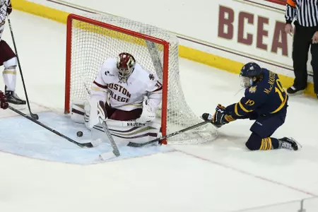 Joseph Woll save vs Quinnipiac