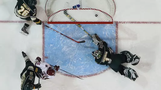 Austin Cangelosi vs Vermont