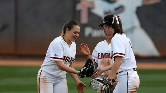 Taylor Coroneos, Annie Murphy, Lexi DiEmmanuele