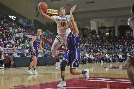 Makayla Dickens
