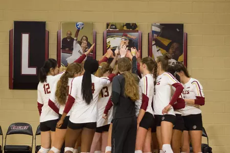 Volleyball vs. Sacred Heart