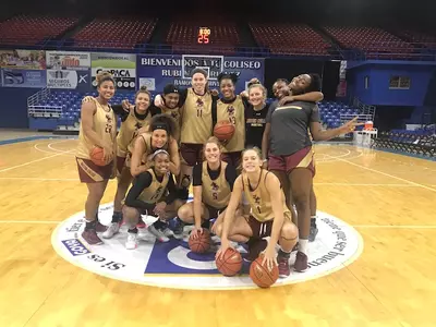 Women's Basketball team photo at the Puerto Rico Clasico on Nov. 26, 2019.