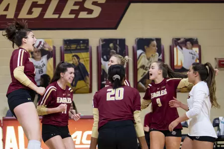 The volleyball team celebrates vs. Notre Dame