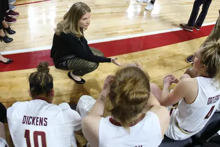2018-19 team huddle