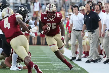 David Bailey runs down the sidelines vs. Wake Forest