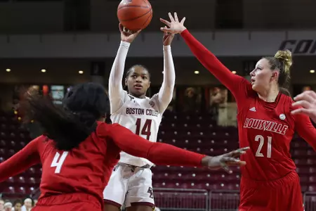 Sophomore Marnelle Garraud with a jumper vs. Louisville, 1.16.20.