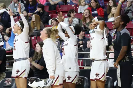 Clara Ford, Taylor Ortlepp, Sydney Lowery, Jaelyn Batts and Akunna Konkwo celebrate on the bench in the win over Wake, 2.2.20