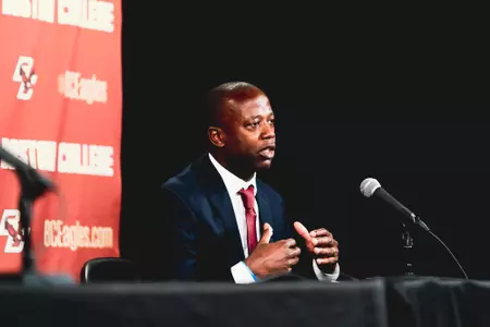 Head coach Earl Grant at his introductory press conference
