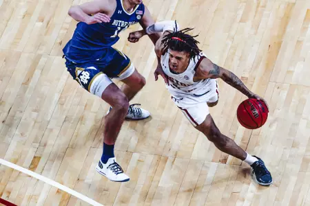 Makai Ashton-Langford driving to the bucket
