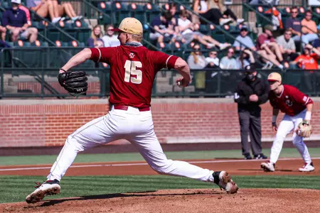 Emmet Sheehan pitches at Auburn.