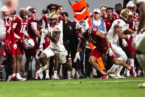 Zay Flowers tip-toes the sideline on the way to a 35-yard TD at NC State.