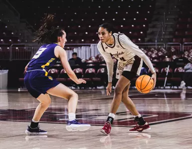 JoJo Lacey against UAlbany