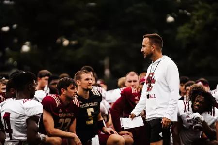 Head coach Jeff Hafley address the team after practice No. 6 of 2022 fall camp.