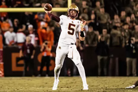 Phil Jurkovec throws at Virginia Tech