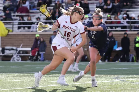 Andrea Reynolds playing against Notre Dame