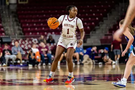 JaKayla Thompson at the point