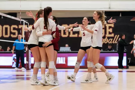 VB celebrating after a point vs Syracuse