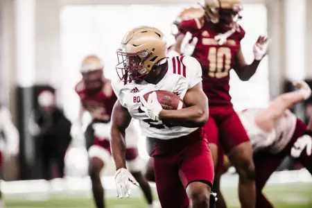 Alex Broome runs left in a team period.