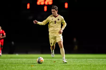 Ask Ekeland dribbling ball against Stony Brook