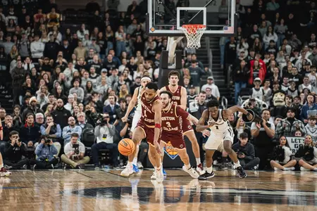 Claudell Harris Jr. finished with 17 points and notched the game-sealing steal at Providence